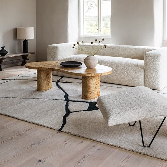 How to Choose the Right Rug for Your Interior Style